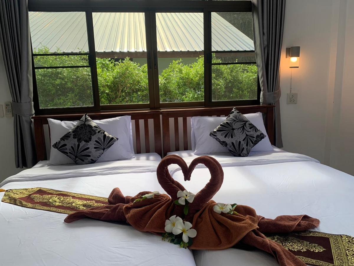 Koh Jum Paradise Resort Екстер'єр фото